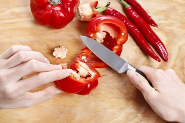 Biber tohumu kaldırma