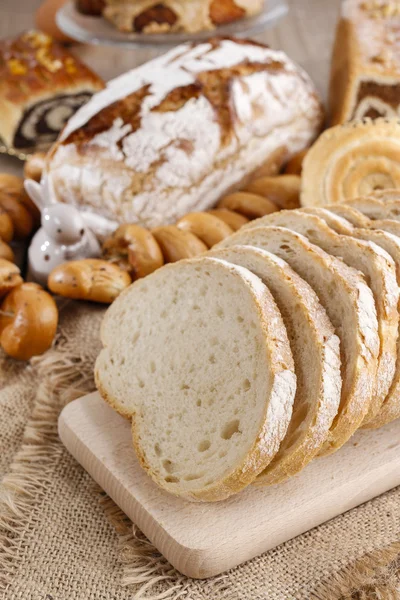 Pão em fatias — Fotografia de Stock