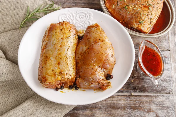 Tavşan eti otlar ile