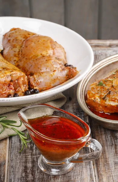 Bal ve biber kırmızı Marine cam sos tekne