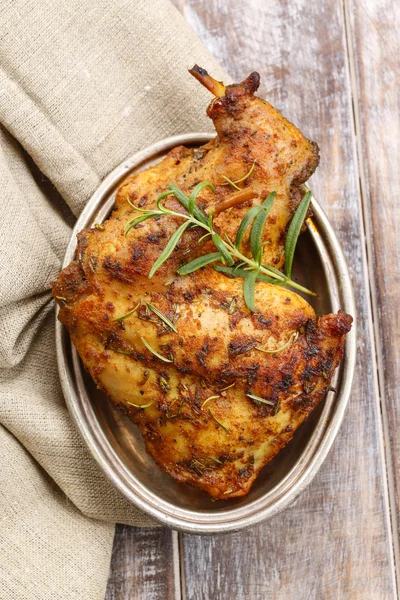 Roasted rabbit with herbs — Stock Photo, Image