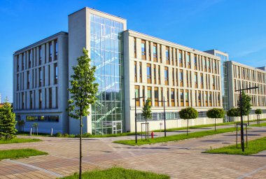 Jagiellonian Üniversitesi. Modern kampüs binaları.