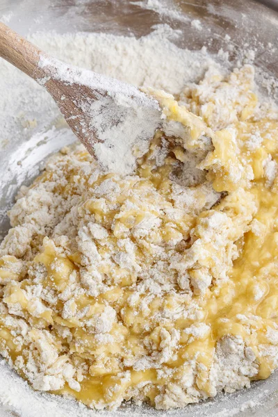 How to make yeast dough - step by step: mix all ingredients — Stock Photo, Image