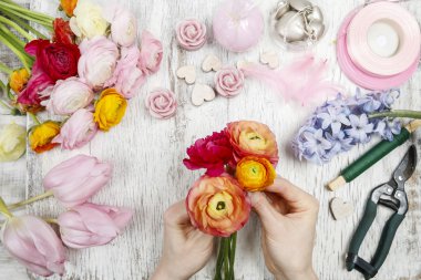 Buket Farsça düğün çiçeği çiçek (tipik yapma çiçekçi)