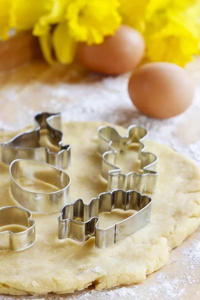 Zubereitung von Osterlebkuchen. — Stockfoto