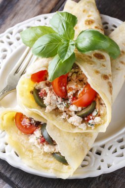 Akdeniz mutfağı: sebze ve peynir ile doldurulmuş krep