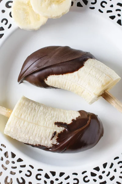 Chocolate dipped banana — Stock Photo, Image