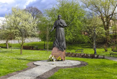 Anıt, Papa John Paul II adlı şehir bahçeleri, Wieliczka, Po