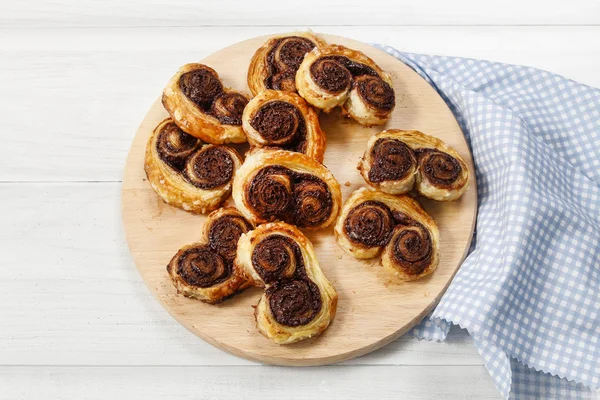 Galletas Palmier - galletas francesas de hojaldre y chocol —  Fotos de Stock