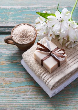 Spa set: el yapımı doğal sabun