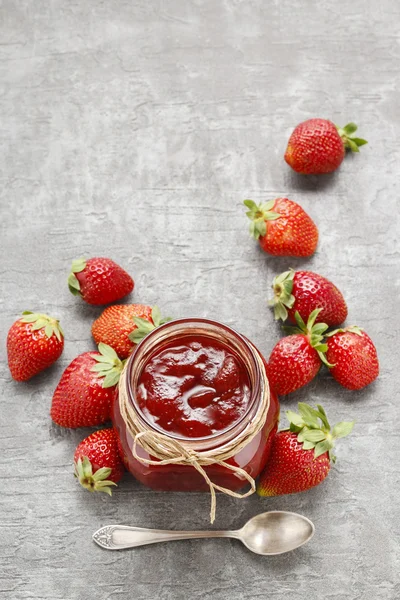 Jar of strawberry jam — Stock Photo, Image