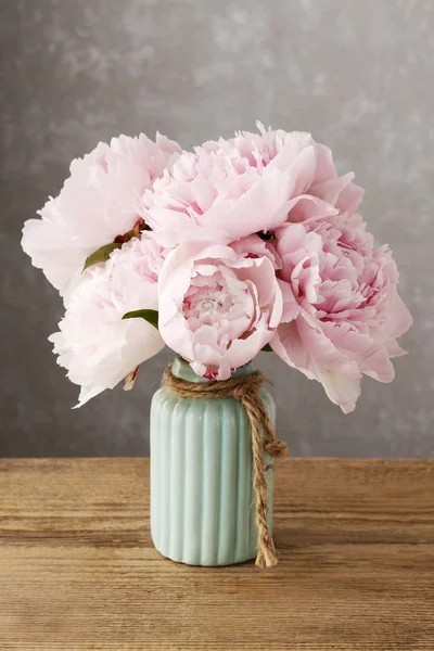 Bouquet de pivoines roses — Photo