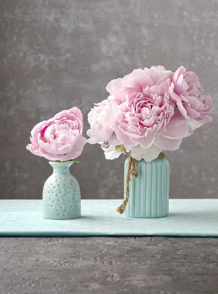 Bouquet de pivoines roses — Photo