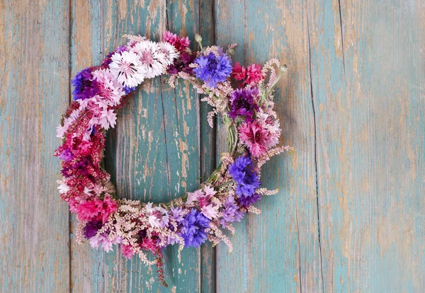 Cornflower wreath. Party decoration — Stock Photo, Image