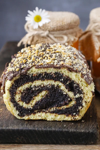 Torta di semi di papavero con miele — Foto Stock