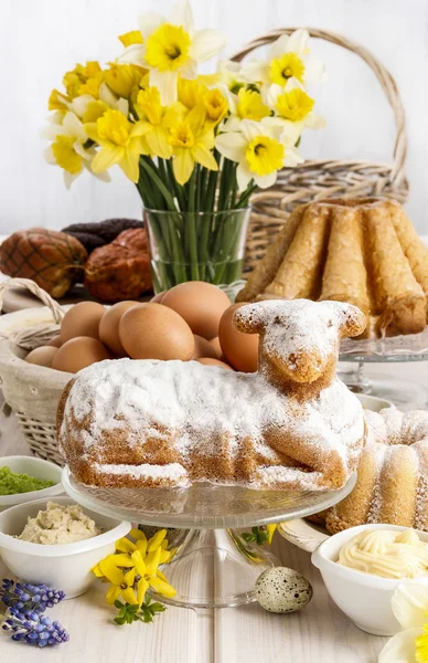 Easter table: lamb cake — Φωτογραφία Αρχείου