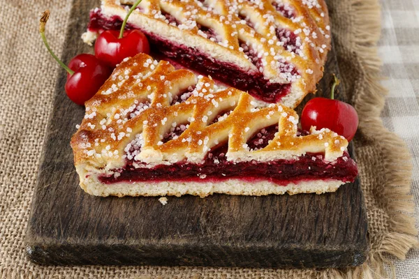 Cherry pie dessert — Stock Photo, Image