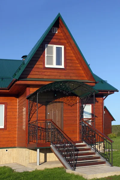 Wooden house front steps left view — Stock Photo, Image