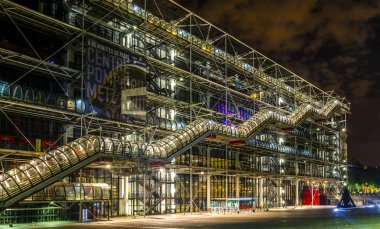  Pompidou merkezi Paris, Fransa. 