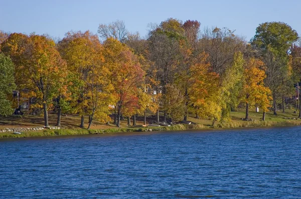 Natursköna hösten landskap i Carmel Ny — Stockfoto