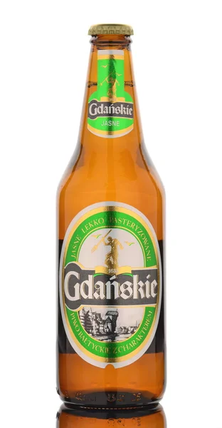 Gdanskie birra leggera isolato su sfondo bianco — Foto Stock