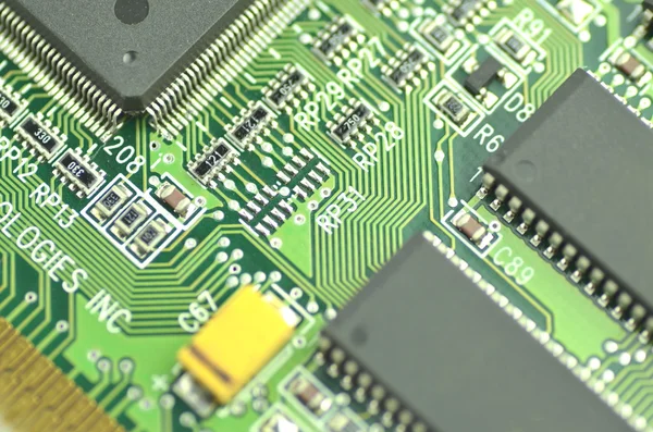 Primer plano de la placa de circuito electrónico, en el interior del ordenador — Foto de Stock