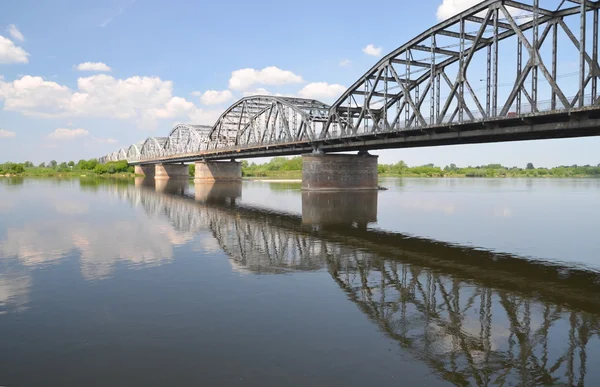 ısmarlayarak Grudziadz Kuzey Polonya Vistula Nehri üzerinde köprü üzerinde