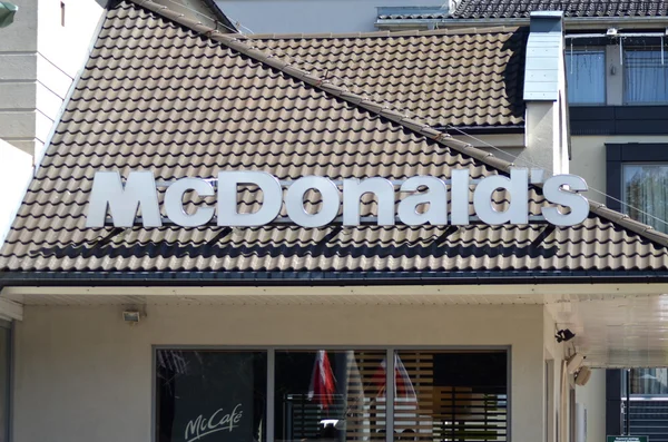 Signo de McDonalds — Foto de Stock