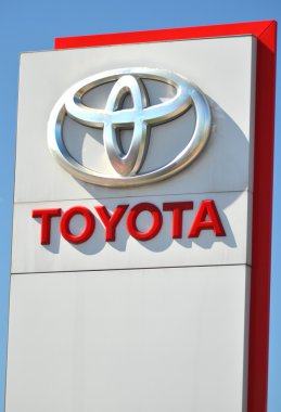  Toyota logosu.