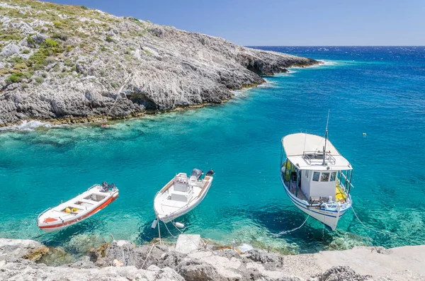 风景如画的罗沙港岩滩 它位于希腊Zakynthos岛西海岸 — 图库照片
