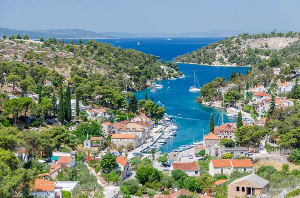 Vista Panorámica Bobovisca Situada Costa Oeste Isla Brac Croacia —  Fotos de Stock