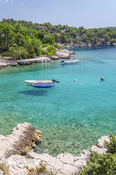 Bahía Panorámica Con Playas Rocosas Cerca Milna Costa Suroeste Isla —  Fotos de Stock