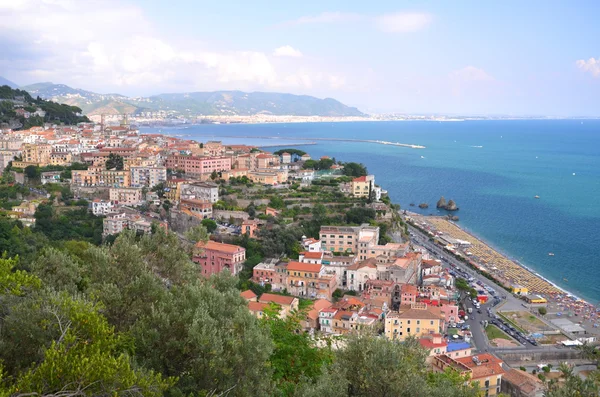 Pittoreska landskap av vietri sul mare på Amalfikusten i Italien — Stockfoto
