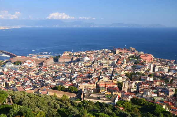 Pittoreska sommarpanorama över Neapel, regionen Kampanien i Italien — Stockfoto