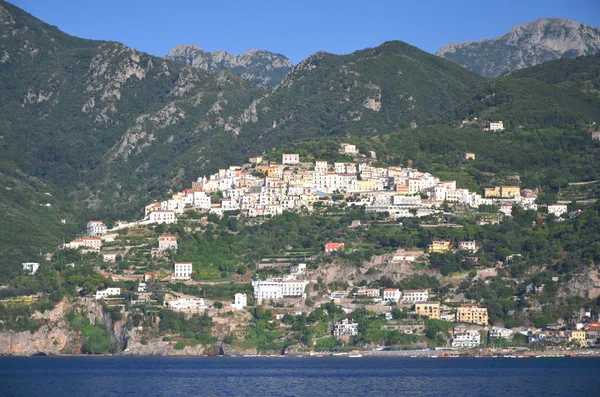 风景优美的村庄庞贝在意大利的阿马尔菲海岸的观 — 图库照片