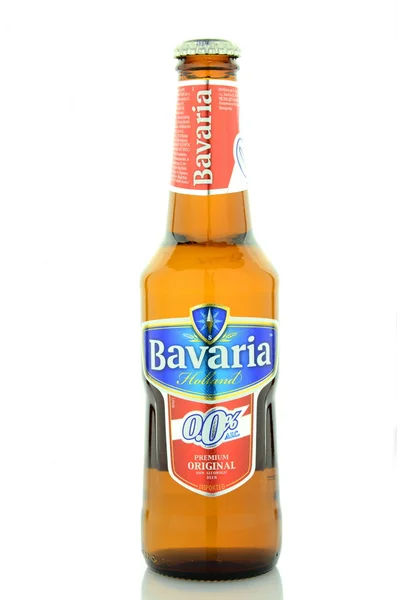 Cerveja da Baviera isolada sobre fundo branco . — Fotografia de Stock