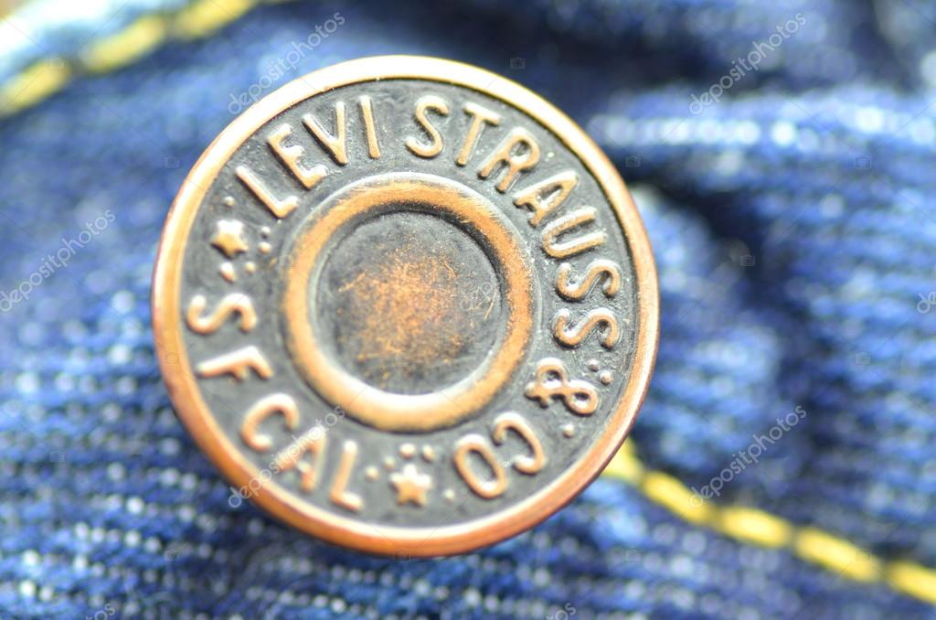 Closeup of Levi Strauss button on blue jeans – Stock Editorial Photo ©  DarioSz #73444455