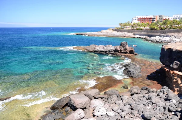 Praia bonita em Playa Paraíso em Tenerife, Espanha — Fotografia de Stock