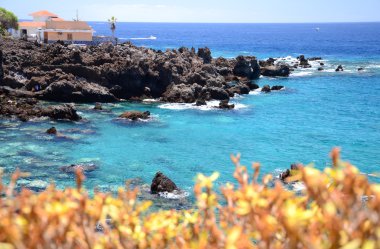 Muhteşem turkuaz rocky bay Playa de San Juan Tenerife, İspanya