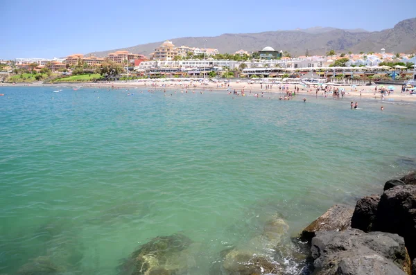 Frumoasa Playa de Fanabe din Costa Adeje pe Tenerife, Spania — Fotografie, imagine de stoc