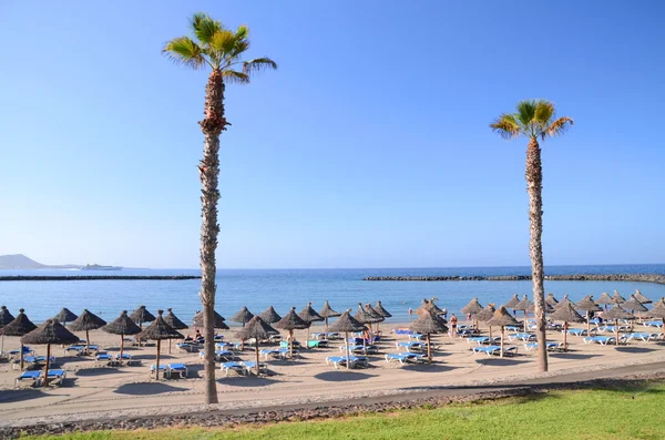 Linda Playa del Camison em Playa de las Americas em Tenerife, Espanha — Fotografia de Stock