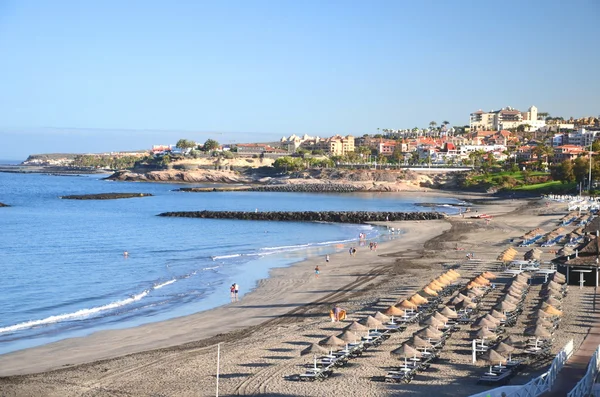 Frumoasa Playa de Torviscas din Adeje pe Tenerife, Spania — Fotografie, imagine de stoc