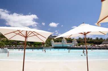Costa Adeje Tenerife Siam parkta suni Siam beach