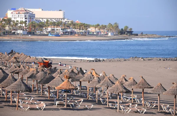 Sandy Playa de las Cuevitas w Playa de las Americas w południowej części Teneryfy w Hiszpanii — Zdjęcie stockowe