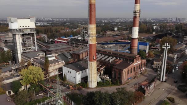 Arial View Front Brick Main Building Historical Coal Mine Kopalnia — Vídeos de Stock