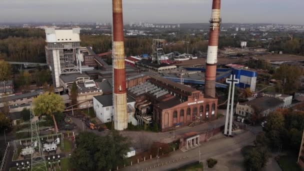 Arial View Front Brick Main Building Historical Coal Mine Kopalnia — Vídeos de Stock