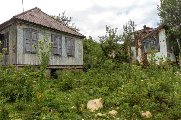 Antigos Edifícios Abandonados Viver Seus Dias — Fotografia de Stock