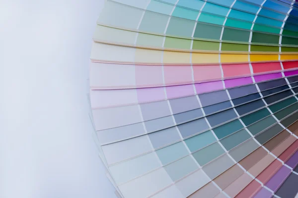 Guida tavolozza colori su sfondo bianco — Foto Stock