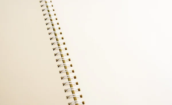 Cuaderno espiral abierto en blanco — Foto de Stock
