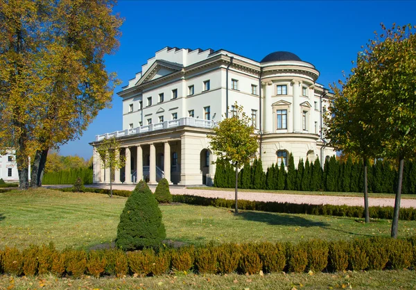 Razumovsky palace in Baturin, Ukraine — Stock Photo, Image